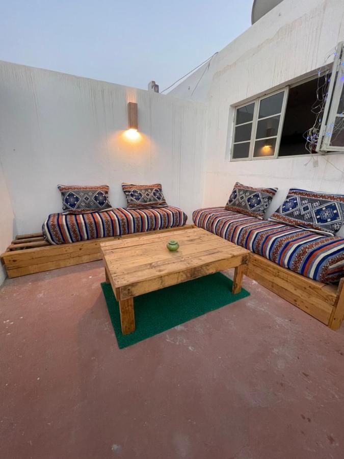 Anir Of Sea Tamraght Hostel Ngoại thất bức ảnh