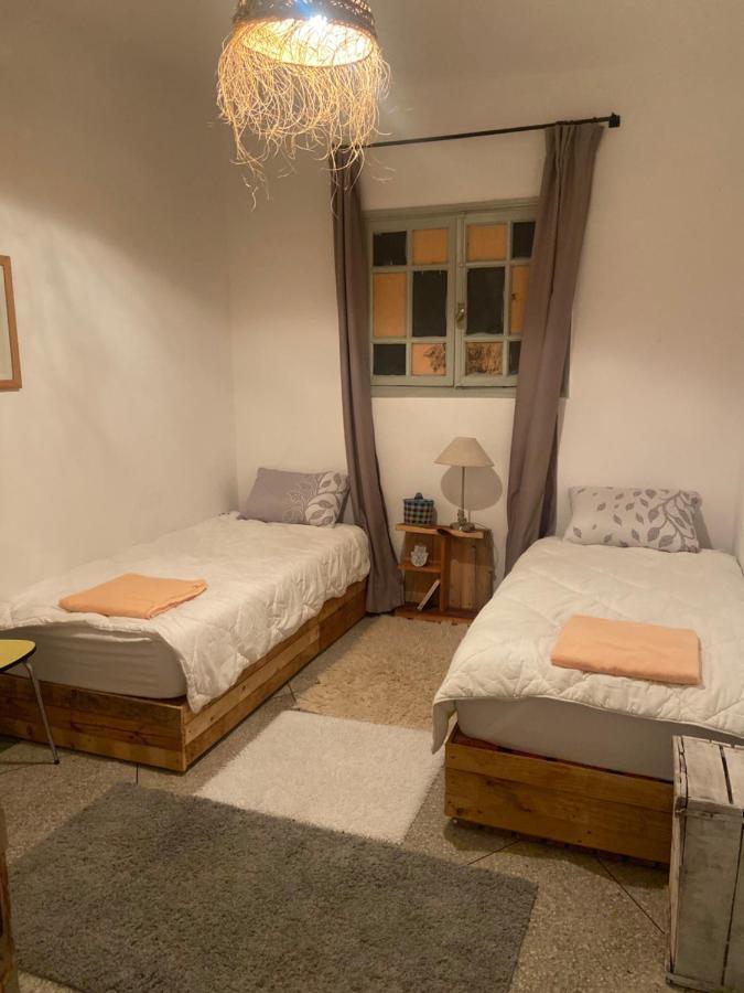 Anir Of Sea Tamraght Hostel Ngoại thất bức ảnh