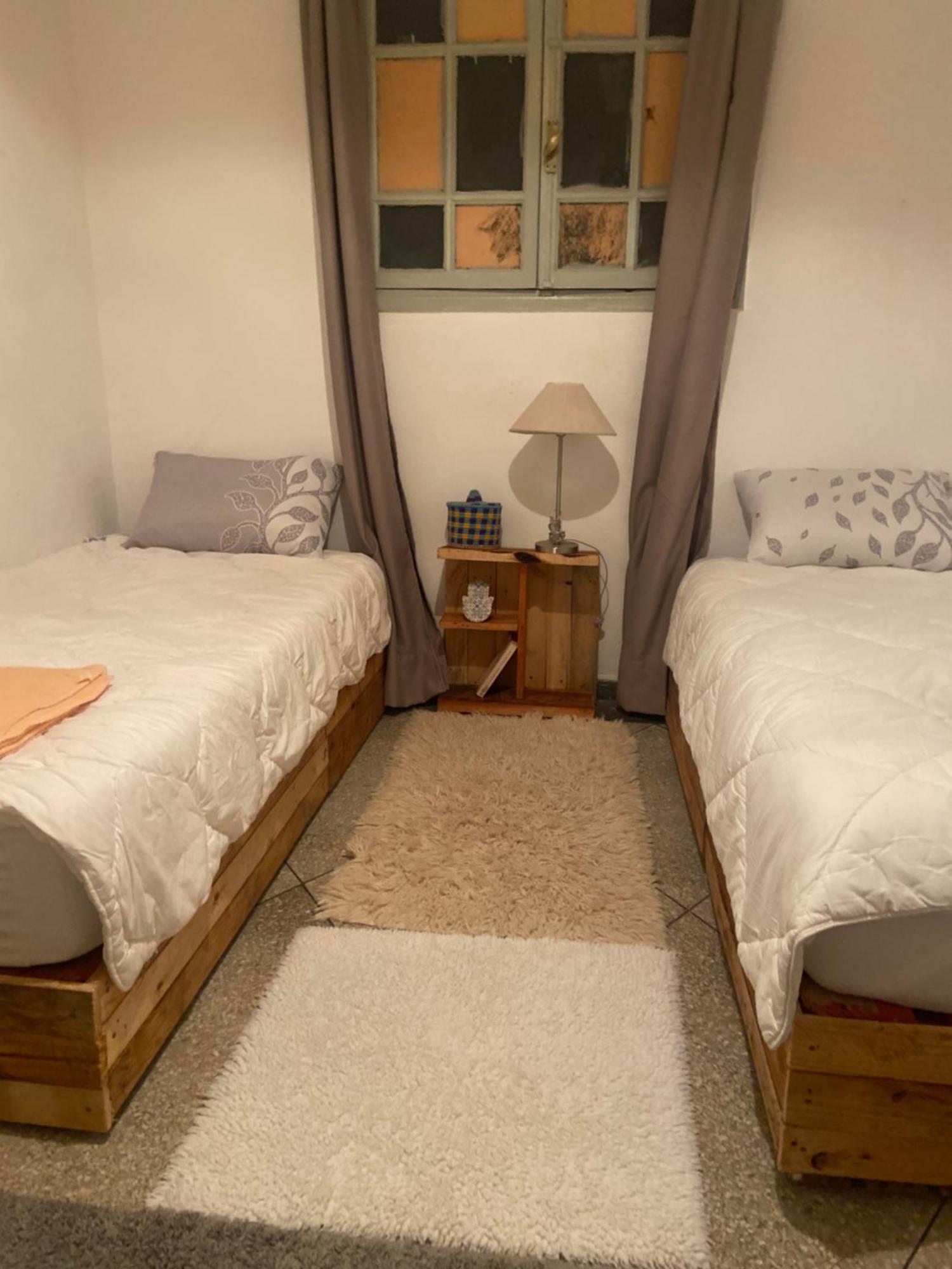 Anir Of Sea Tamraght Hostel Ngoại thất bức ảnh