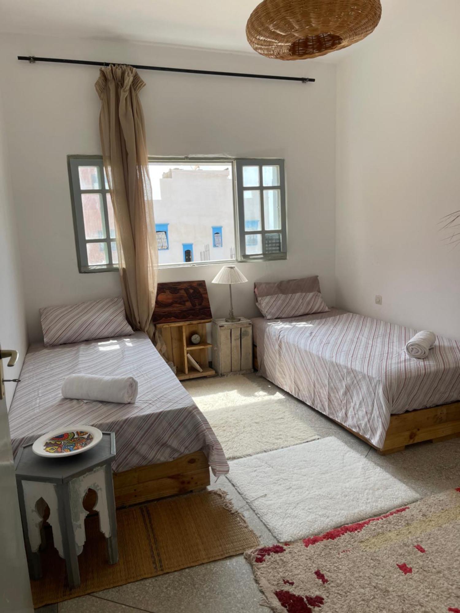 Anir Of Sea Tamraght Hostel Ngoại thất bức ảnh