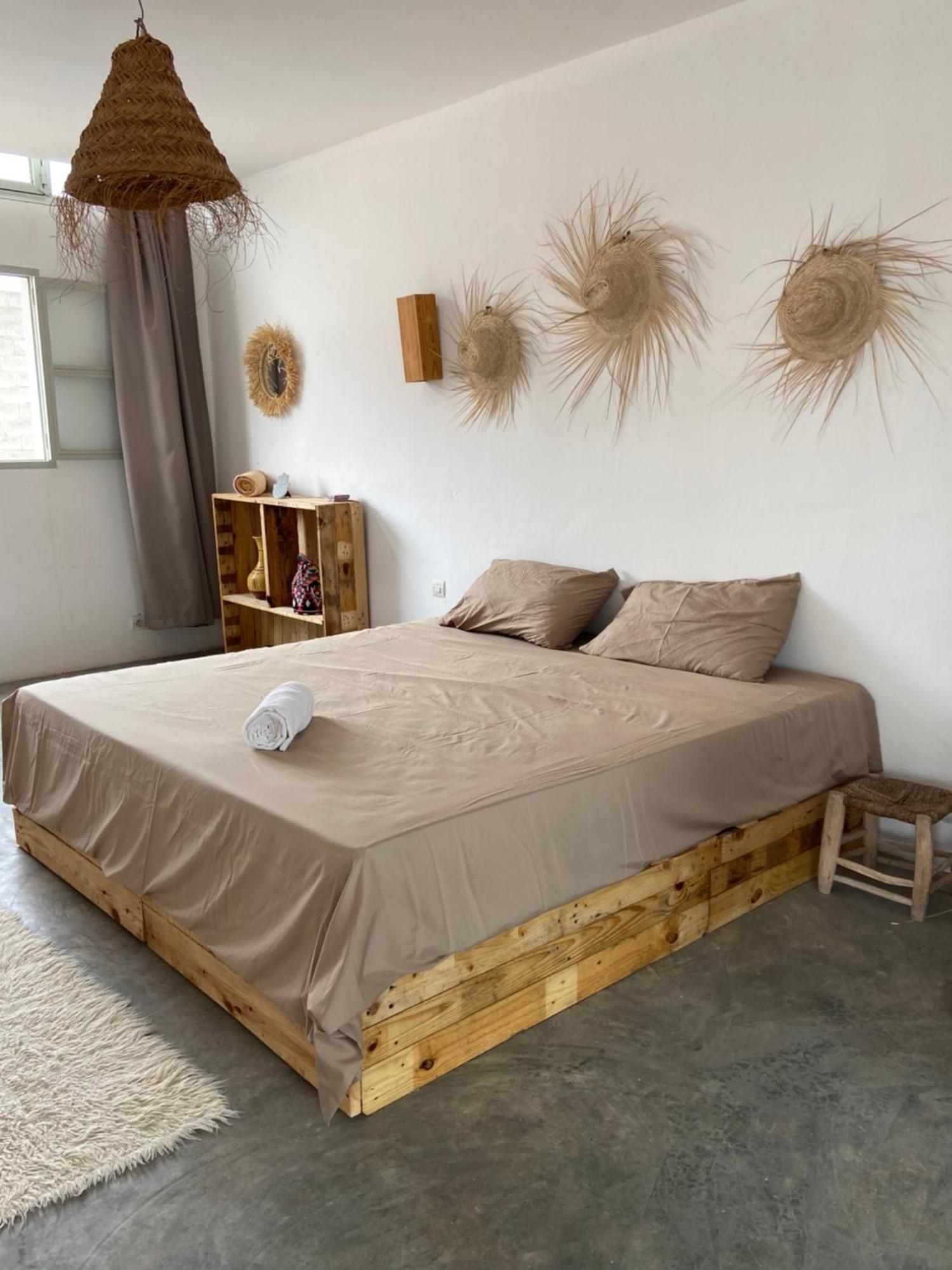 Anir Of Sea Tamraght Hostel Ngoại thất bức ảnh